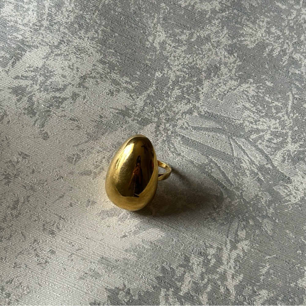 Sophie Buhai Gold Egg Ring Size 8 925